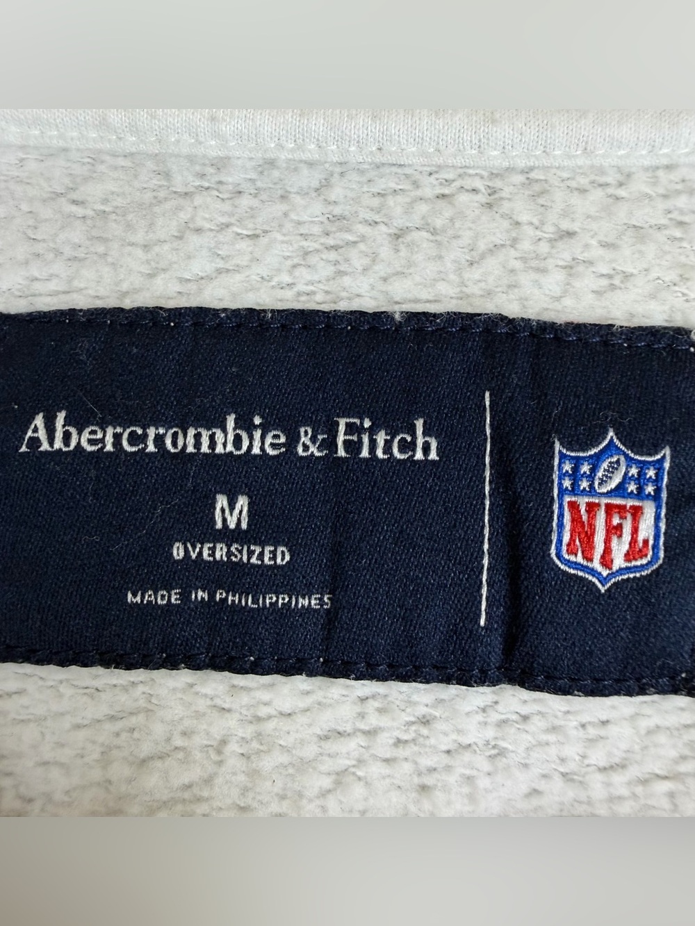 Abercrombie & Fitch Green Bay Packers Graphic Crewneck Sweatshirt Size Medium - Picture 6 of 7